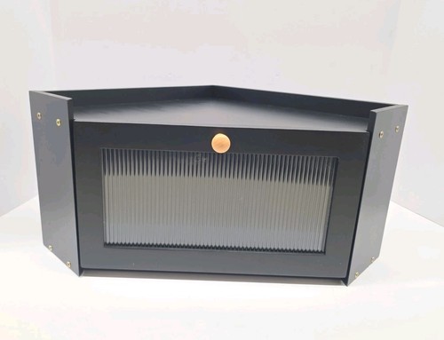 Corner bread box - corner,